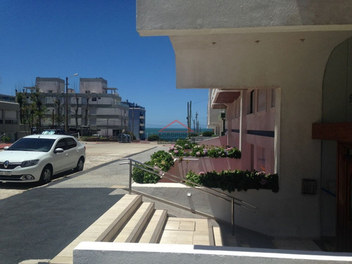 Apartamento En Península 3 Dormitorios Con Garage- Ref: 5297