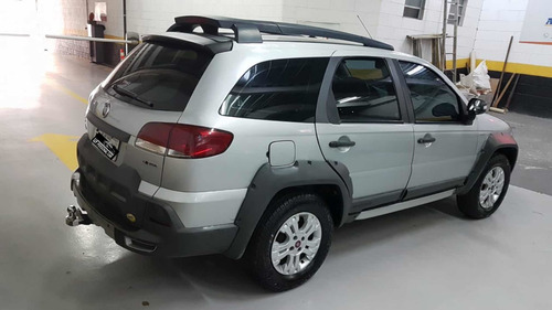 Fiat Palio Adventure 1.8 Locker Flex Dualogic
