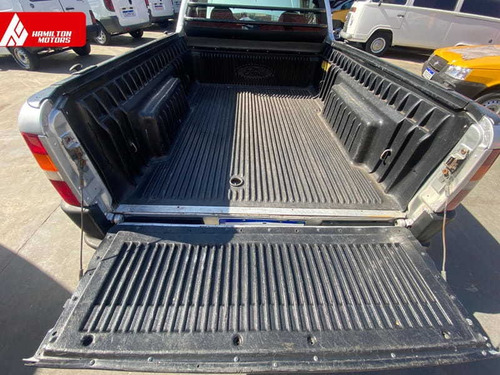Imagem 8 de 9 de Ford Courier 1.6 L 2006