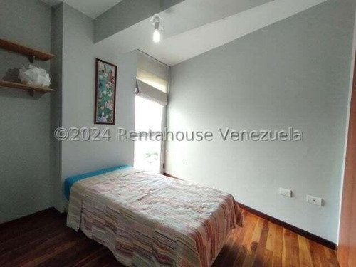 Apartamento En Alquiler De 125m² 25-3814
