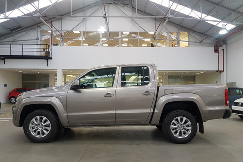 Imagen 4 de 25 de Volkswagen Amarok V6 Comfortline 258cv Entrega Inmediata