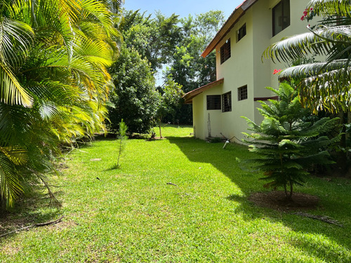 Espectacular Casa Grande En Venta En Jarabacoa