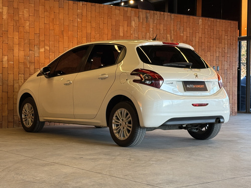Peugeot 208 1.5 ALLURE NAV 5P L13