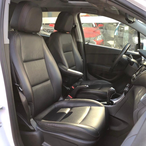 Imagem 12 de 25 de Chevrolet Tracker 1.4 Turbo Ltz Branca + Teto Solar Ano 2017