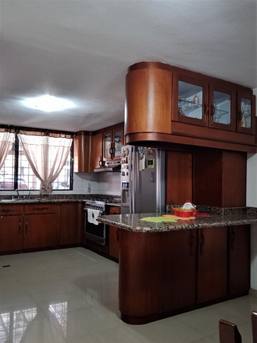 Imagen 5 de 18 de Casa Townhouse De 3 Niv Conj Los Eucaliptos Llano Alto Carrizal