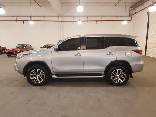 Imagen 4 de 15 de Toyota Sw4 (2019) Blindado Full - Proglassblind