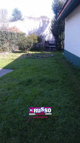 Venta Casa Quinta 6 Ambientes Barrio 20 De Junio