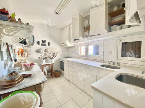 Imagen 13 de 15 de Apartamento De Tres Dormitorios Frente Al Mar, Punta Del Este - Punta Del Este Peninsula