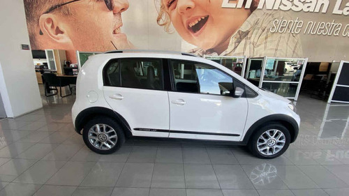 Volkswagen Up 2016 5p Cross Up L3/1.0 Man