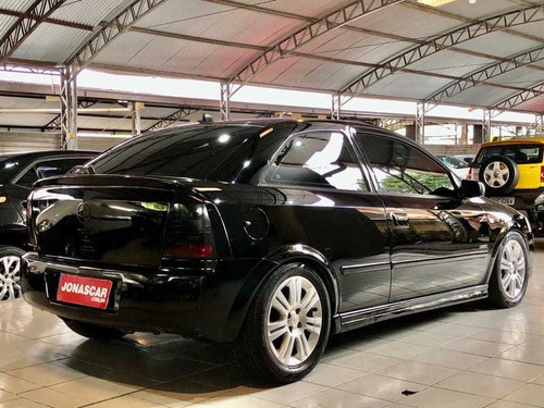 Chevrolet Astra Hatch 2.0 2p