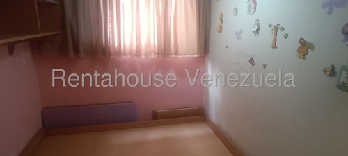 Practico Apartamento En Venta En Macaracuay - Mls#25-8604 - Jca