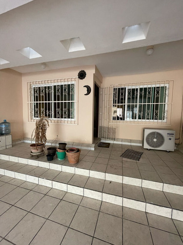 Casa En Renta En Flores Magón, Veracruz