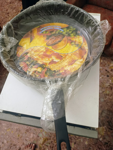 Olla ,sartén Y Fuente Ensaladera.