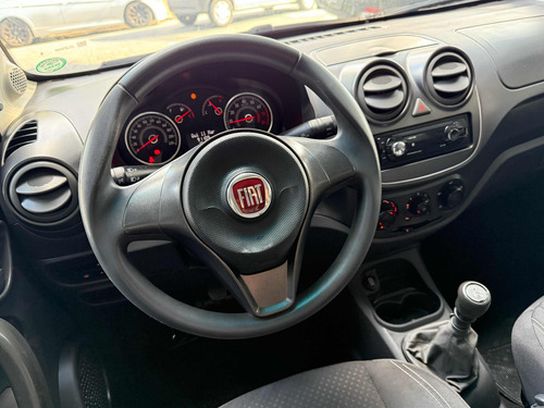 Fiat Grand Siena 1.0 Flex 4p
