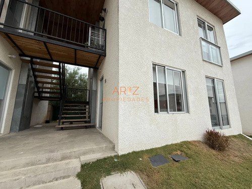Venta Apartamento Tipo Casita Primer Piso Excelente Rentabilidad Maldonado 2 Dormitorios 1 Baño