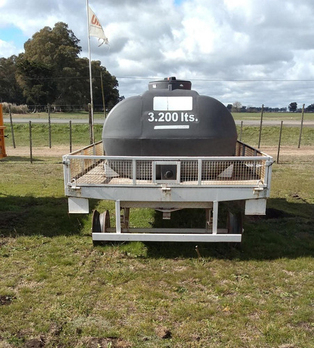 Acoplado Tanque Plástico Para Abastecimiento De Pulverizador