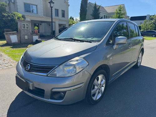 Nissan Tiida 1.8 Acenta