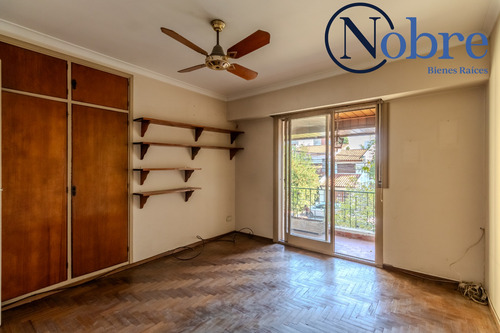 Venta Casa 4 Ambientes Con Galeria Y Pileta En Haedo.