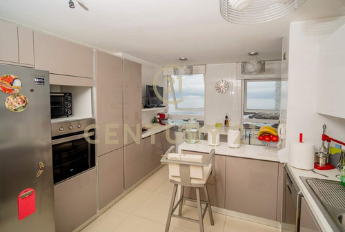 Departamento En Venta En Edificio Península