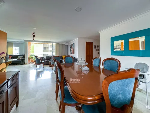 Vendo Apartamento En El Segundo Parque De Laureles - Medellín