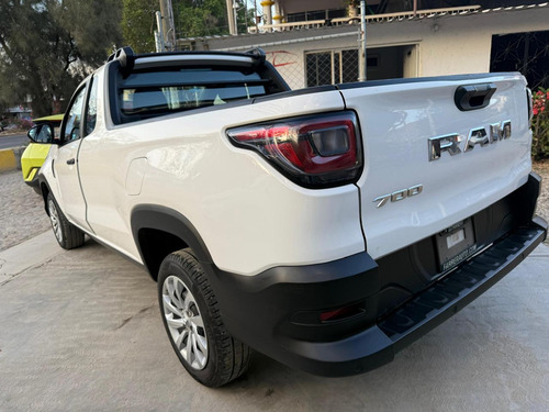 RAM 700 1.3 Slt Reg Cab Fwd