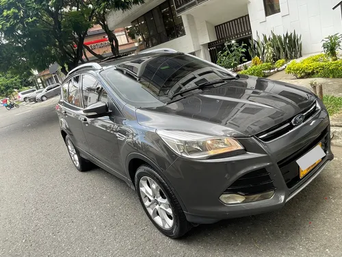 Ford Escape 2.0 Titanium