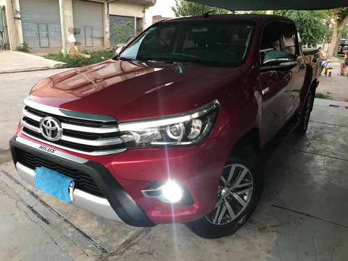 Toyota Hilux 2.8 Cd Srx 177cv 4x4 At 2017
