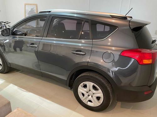 Toyota Rav4 2.4 4x4 At 2013