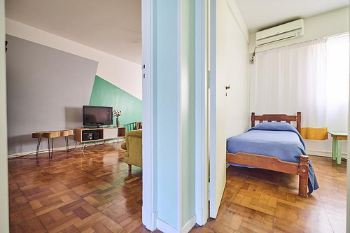 Departamento 4 Ambientes Luminoso Con Balcon Y Bajas Expensas En Colegiales