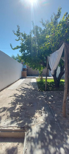 ¡oportunidad Venta De Casa Con Patio Amplio!