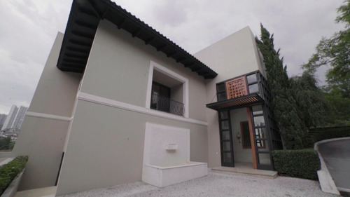 Imagen 10 de 14 de Casa En Renta O Venta, Bosque Real, Vista Al Lago