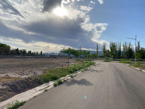 Terreno En Venta - Bº  Acacias De Terrada - Lujan