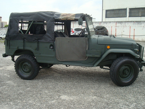 Imagem 13 de 15 de Jipe Militar Xingu 7 Lugares,c20,d20,vans,kombi,ducato,besta