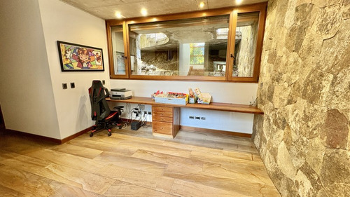 Excelente Casa Mediterránea Ubicada En Los Trapenses