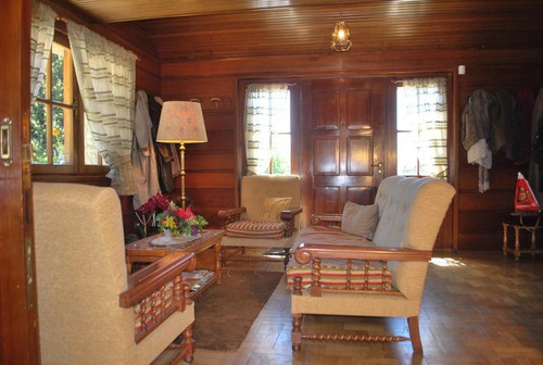 Importante Casa Con Excelente Vista Al Lago