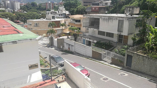 Hermosa Y Amplia Casa/quinta En Alquiler Colinas De Bello Monte I
