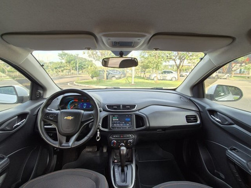 Chevrolet Onix Onix 1.4 MPFI LTZ 8V FLEX 4P AUTOMÁTICO