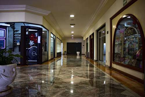Venta De Local Dentro Del Hotel De Más Prestigio En León