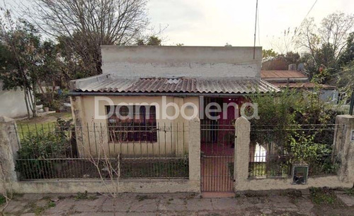 Casa Venta Mariano Acosta Merlo