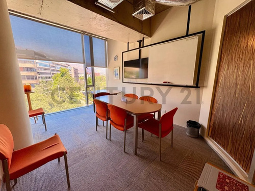 Oficina En Venta, Amoblada, Metro Los Dominicos, Las Condes