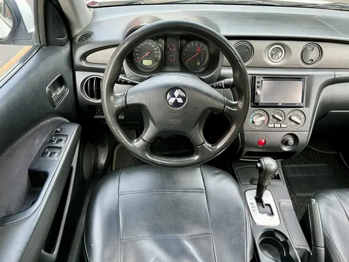 Mitsubishi Outlander 2.4