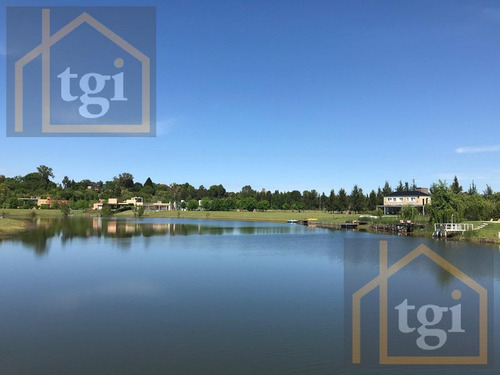 Lote A La Laguna Con Amarra En Venta En El Cazal - Lote 228