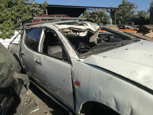 En Desarme Mitsubishi L200 Dakar 4x4 Mecanica 2.5 Año 2014