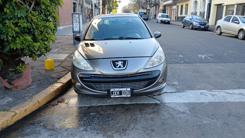 Peugeot 207 1.4 Sedan Allure Hdi 70cv