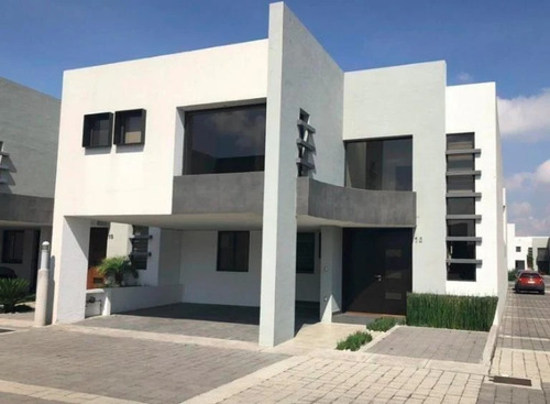 Casa En Venta En Metepec Eo