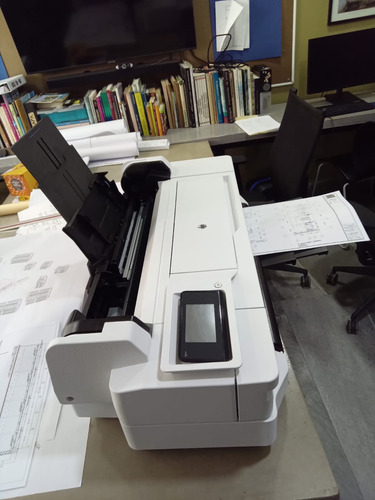 Plotter Hp Designjet T130 24 Inyección Térmica 1200x1200 (Usado)
