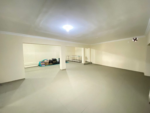 Imagem 8 de 11 de Sala - Porão Comercial À Venda E Ou Aluguel Com 179,61m² - Bairro Centro - Blumenau Sc - Sa0126