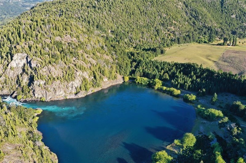 Imagen 5 de 20 de Orilla De Rio Futaleufu