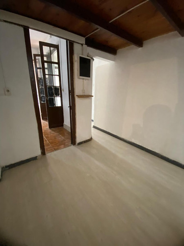Venta Apartamento 4 Dormitorios, Para Inversión Zona Cerrito