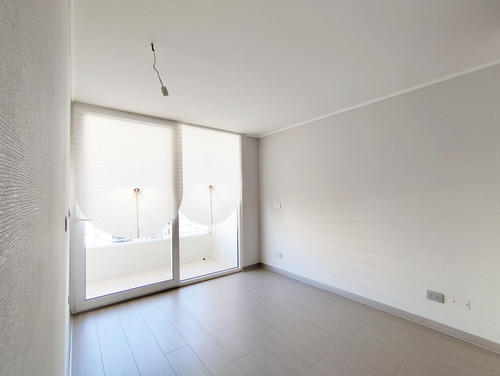 Edificio Av. Américo Vespucio (1 Est.) Piso 20